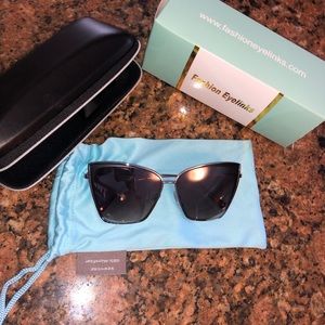 Oversized Cat Eye Mirror Sunglasses